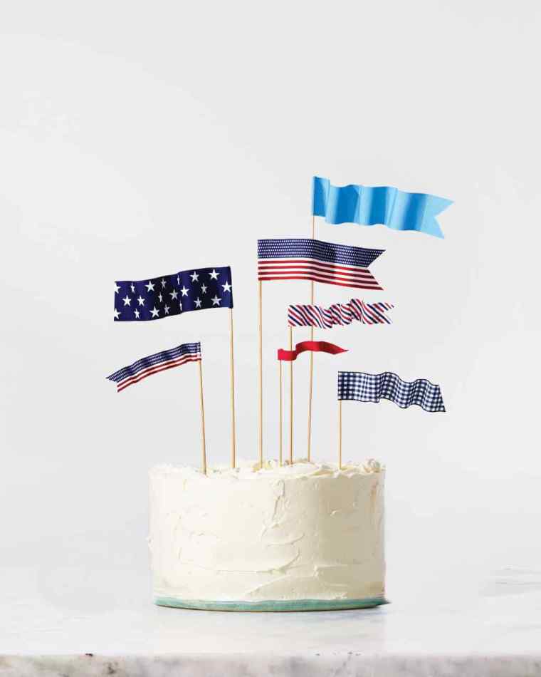 waving-flag-cake-toppers-205-d112984_vert